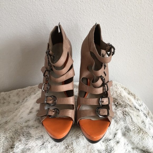 Aldo buckle strap platform heels - Picture 2 of 5